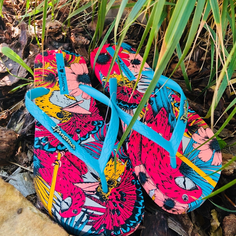 Flip flops